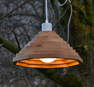 法國設計師Pierrick Romeuf的層次木制吊燈