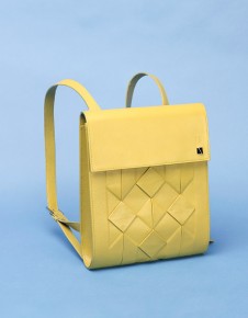 Tetra Inverted Backpack 鯉魚壓花背包